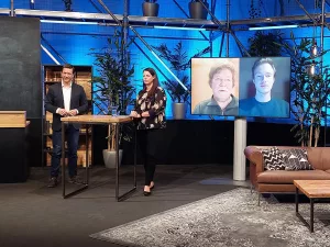 Kai Florysiak, Maren Kasper, Prof. Stefan Dübel und Allan Koch im Gespräch auf der HealthLounge 2022 in Hannover.