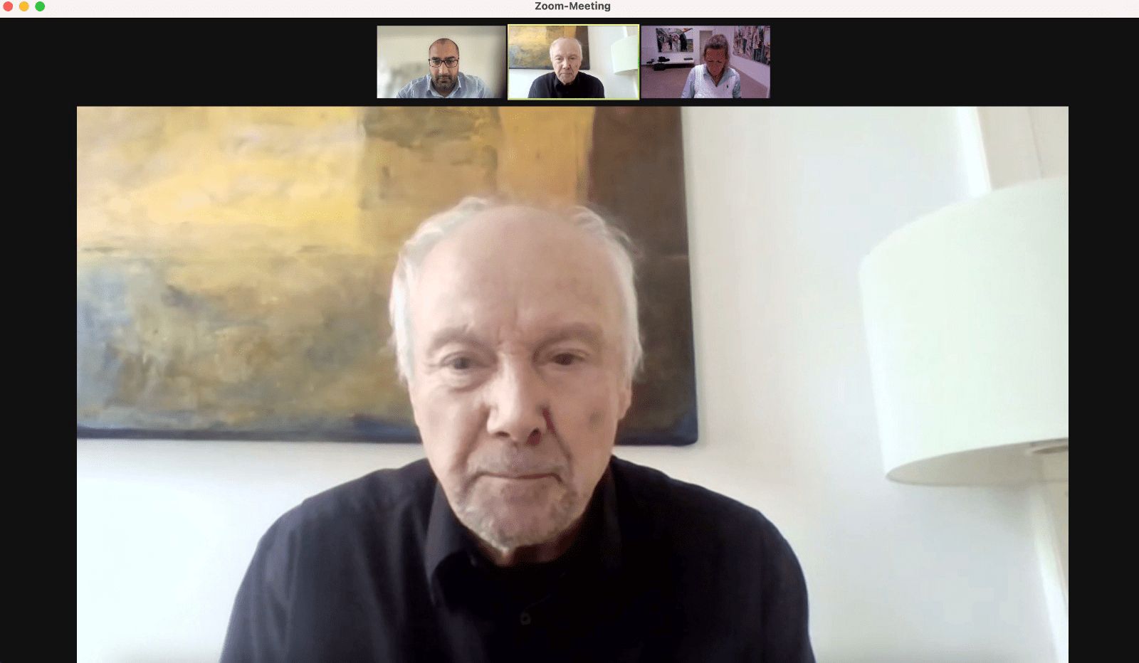 Videokonferenz mit Professor Faltin und einem Redakteur.