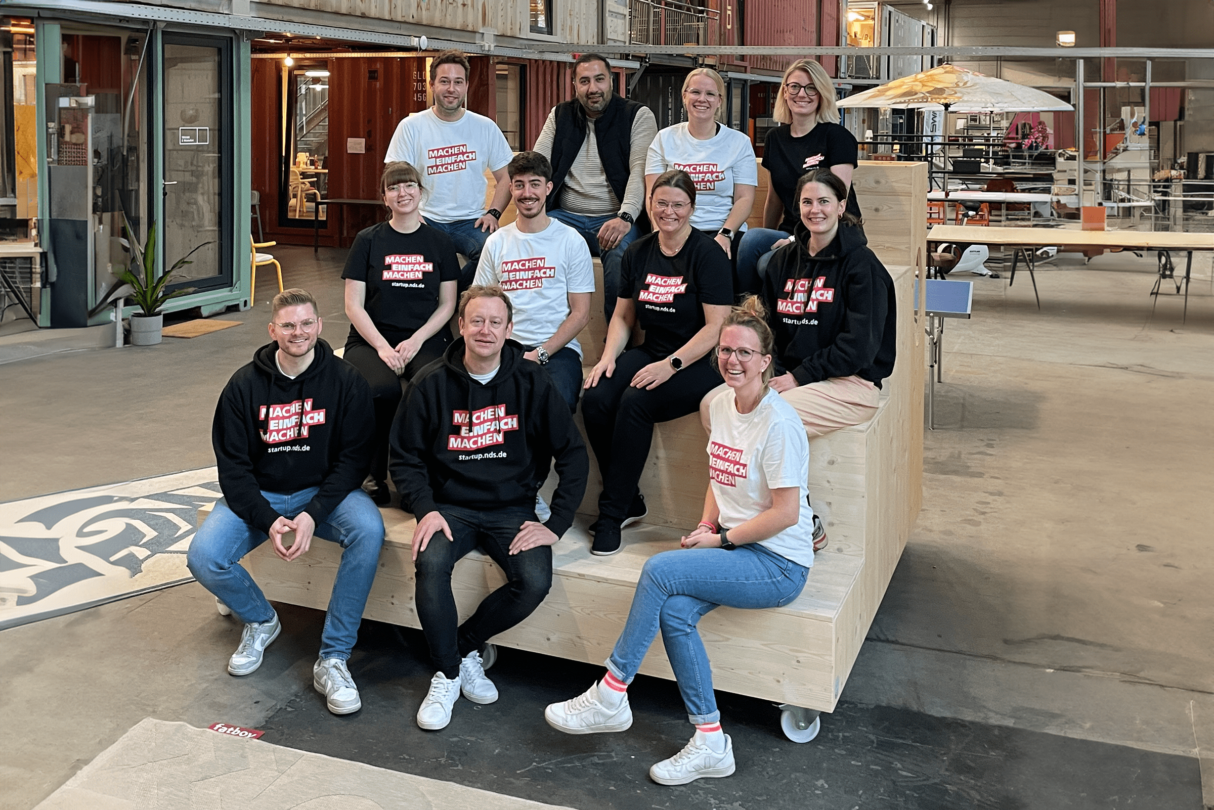 Foto des Teams von startup.niedersachsen im Hallig Hanken in Oldenburg.